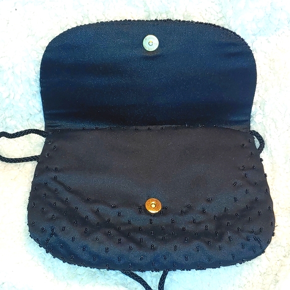 Geometric Design Beaded Corded Evening Purse - Picture 3 of 5